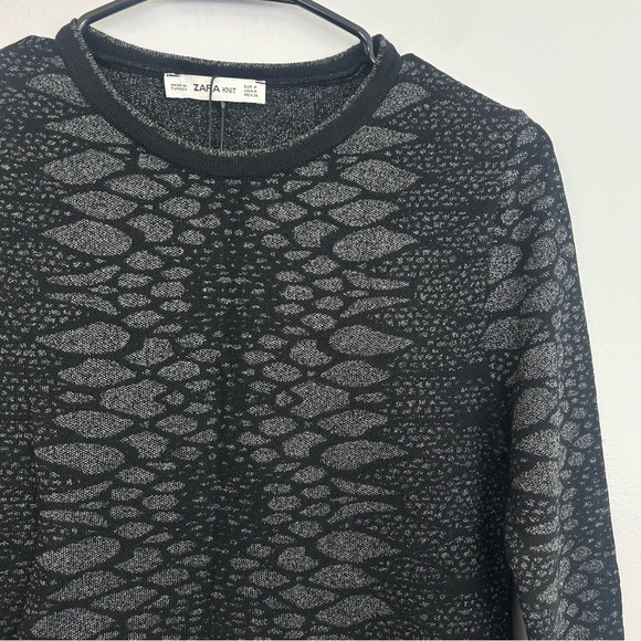 NWT Zara Black & Silver Snakeskin/Animal Print Long Sleeve Knitwear Top Size Med - Picture 5 of 11